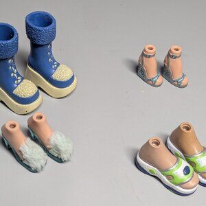 4 Pairs Bratz Shoes Play Sportz Winterland Nighty-Nite & Strut It Chloe